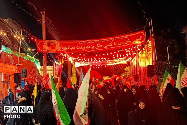 طنین دوباره فریادها؛ گام‌های استوار مردم در شبی ماندگار