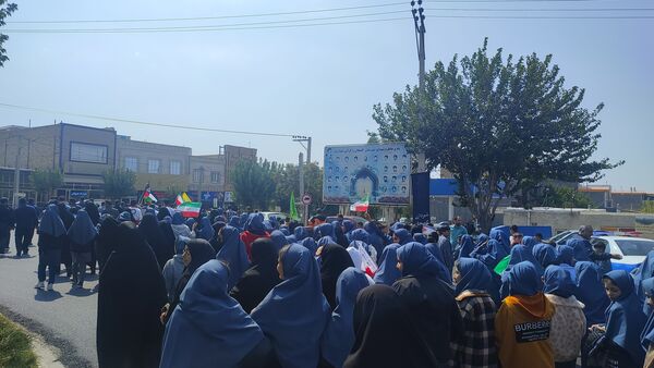 تجمع دانش‌آموزان کمیجانی‌ در محکومیت جنایات رژیم‌جعلی‌اسرائیل