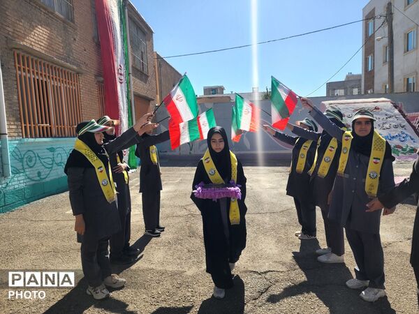 جشن «جوانه‌ها» در سنندج با حضور مشاور وزیر آموزش‌وپرورش