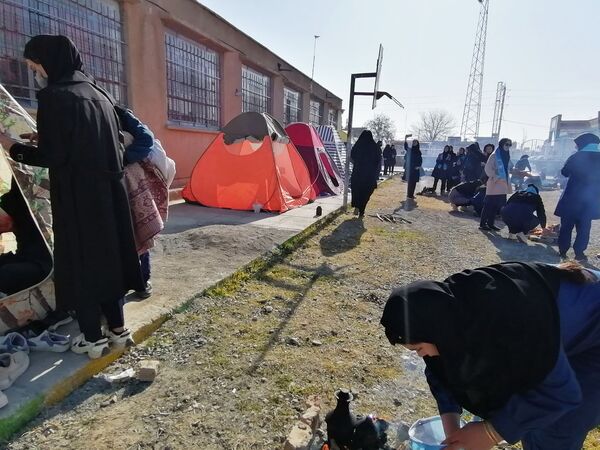 جشن انقلاب در دبیرستان حضرت فاطمه (س) و هنرستان عفاف، شهر تیتکانلو