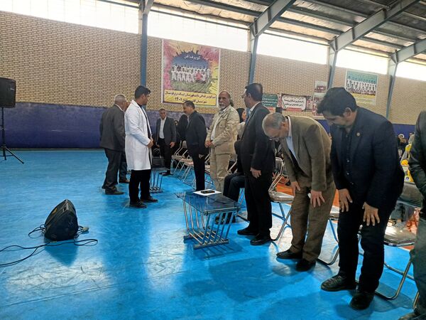 بوم و نوا صحنه تقدیر از کتاب‌دوستان فدافن