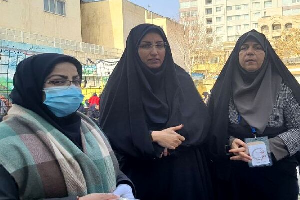برگزاری بازارچه اقتصادی در دبیرستان شاهد تکتم
