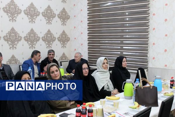 آیین تجلیل از پیشکسوتان فرهنگی ملکان 