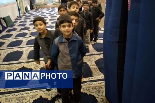 سفر علمی به آسمان در مدرسه صاحب‌الزمان رباط‌کریم