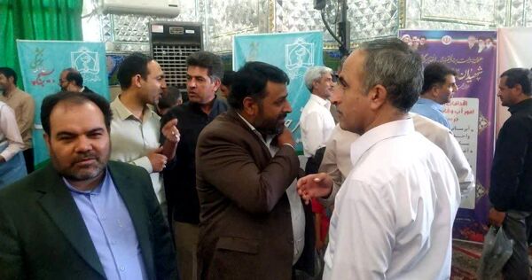 برپایی میز خدمت در کاشمر 