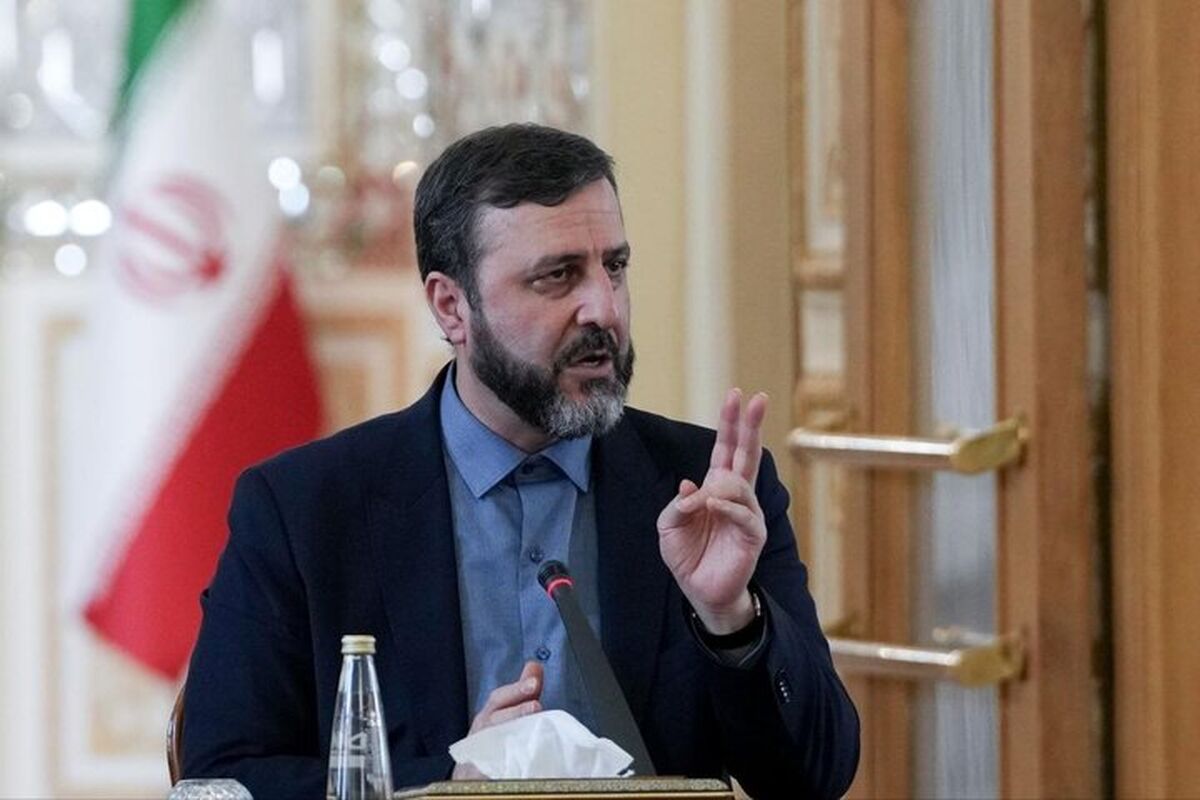 آلودگی نفتی سواحل جزیره قشم ناشی از آثار تجاوز نظامی خارجی است