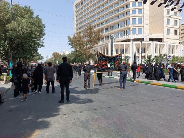 مراسم پیاده‌روی جاماندگان اربعین در مشهد