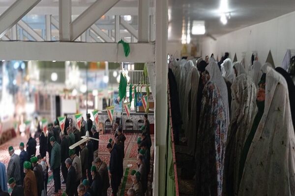 اقامه نماز عبادی،سیاسی جمعه همزمان با ایام دهه فجر در شهر بار نیشابور