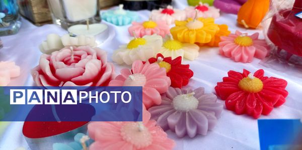 بازارچه کارآفرینی دانش آموزان دبیرستان پژمان بختیاری مشهد 