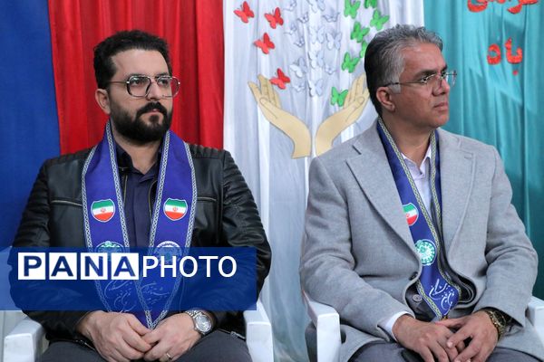 همایش «یاوران انقلاب» در بهارستان‌دو