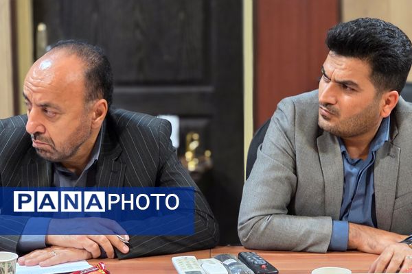 سومین جلسه شورای آموزش و پرورش ناحیه دو بهارستان