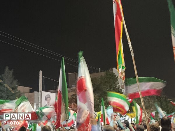 دومین اربعین حضور مردم غیور نیشابور همزمان با دومین سالگرد شهادت شهدای خدمت