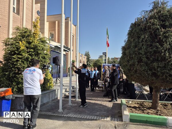 زنگ مهر، ایثار، شهادت و نماز  در هنرستان دارالفنون
