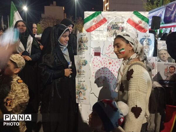 اثر انگشت هایی که تابلو خونخواهی شهیدان  را کامل کردند 