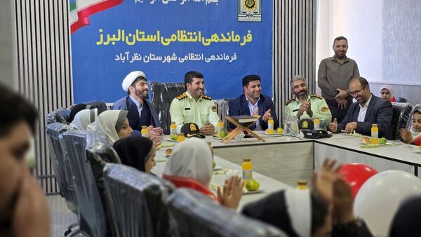 تبریک پیشتازان کوچک به مدافعان بزرگ امنیت در هفته نیروی انتظامی