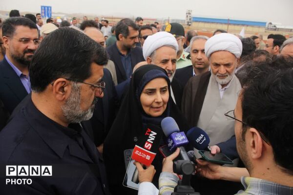 افتتاح ۱۲ کیلومتر از آزادراه کمربندی غربی قم با حضور وزیر راه و شهرسازی