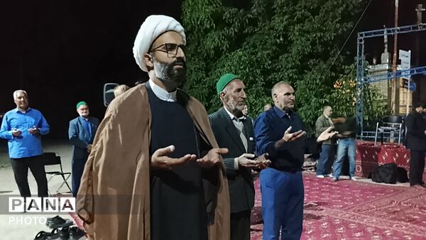 اجتماعات شبانه در حسینیه شهدای شهر بار نیشابور  