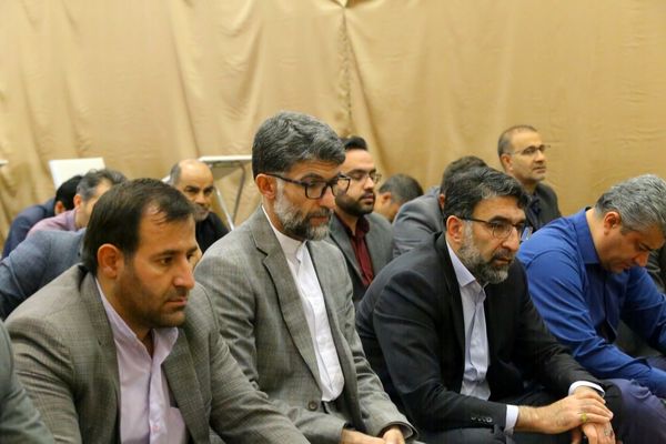 مراسم یادبود شهادت آیت‌الله رئیسی و همراهان در اداره‌کل آموزش و پرورش استان چهارمحال بختیاری