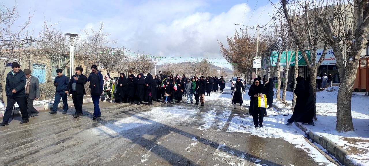 راهپیمایی ۲۲بهمن در روستای اسلام آباد شیروان