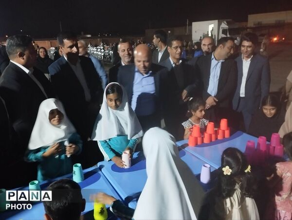 آغاز پویش ملی دهان و دندان در شهر فین با حضور معاون وزیر آموزش‌وپرورش