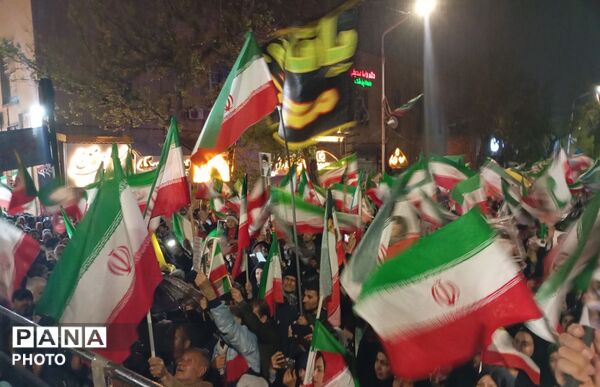 صدای قدم های باران، هنگامه ای متفاوت در مسجد جامع 