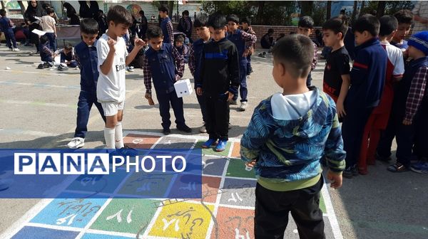 بمناسبت روز جهانی کودک برپایی جشنواره صبحانه سالم در دبستان پسرانه سرافراز ناحیه۷ مشهد