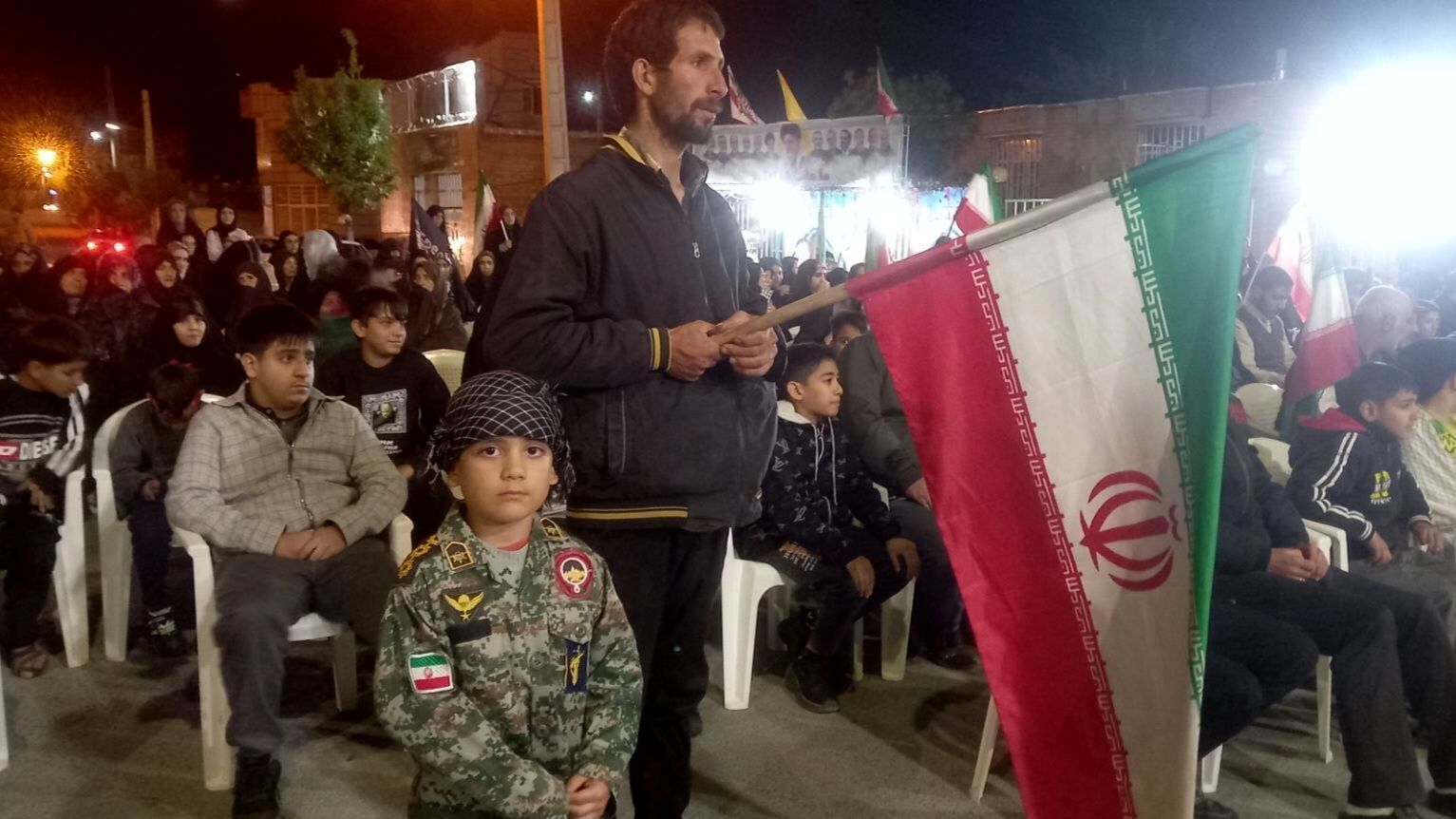  پویش آموزش سلاح و آمادگی نظامی در خنجین
