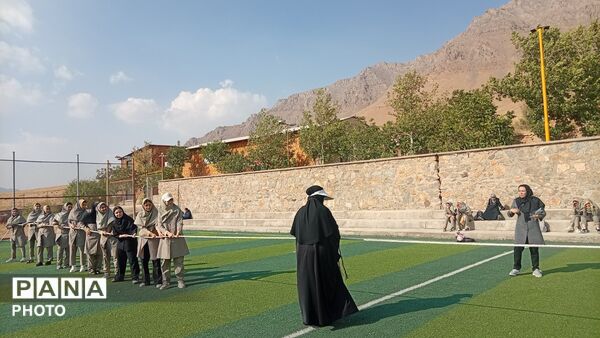  همنشینی و تکاپوی دانش آموزان در اردوی مهاد ۳