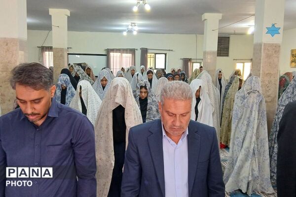 آیین بازگشایی مهر، نماز جماعت و محفل انس با قرآن در هنرستان دخترانه اولیا ۳ کهریزک