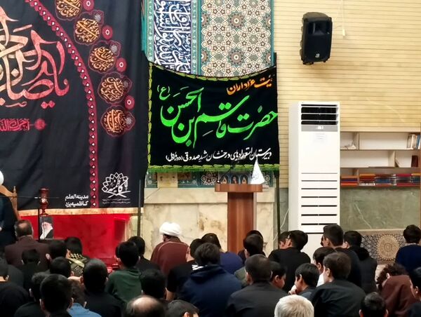عزاداری هیات‌های دانش‌آموزی در کاظمیه