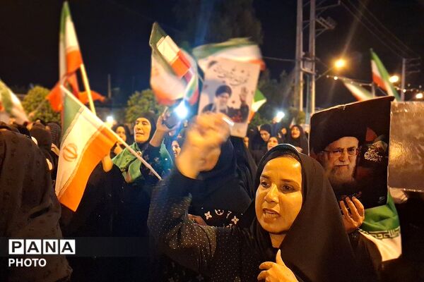 شامگاهی دیگر از حضور گرمه مردمان باشتی در کف خیابان‌ها