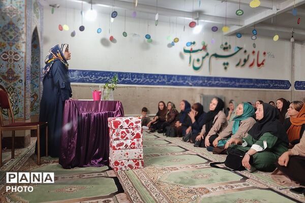 انتخابات انجمن اولیا و مربیان در مدرسه شهید معظم با هدف تقویت تعامل خانواده و مدرسه