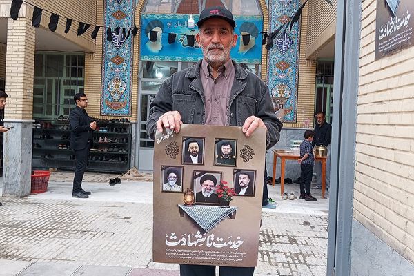 اجتماع مردم در مراسم بزرگداشت شهادت سید‌الشهدا خدمت و شهدا همراه در نصیر شهر