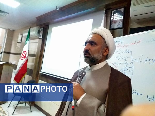 جلسه توجیهی راهبران و ناظران اقامه نماز مدارس مشهد مقدس