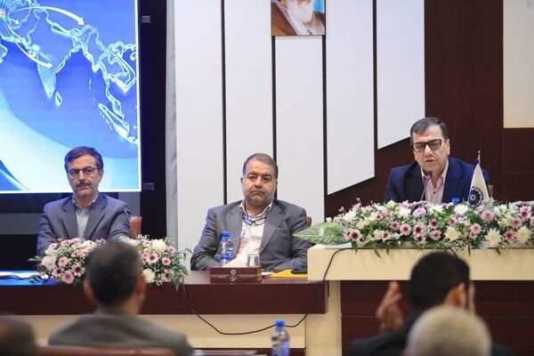 پنل همکاری‌های اقتصادی، استانی ، تجاری، سرمایه‌گذاری و مناطق آزاد