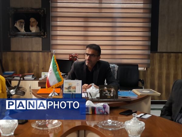 تجلیل از خیرین دبستان مهدیه قائمشهر