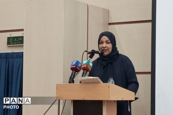 عصر شعر غدیر نصیرشهر با حضور شاعران کشور