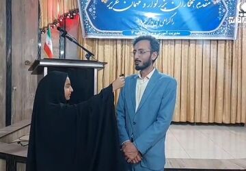 تقدیر از نخبگان قرآنی ناحیه ۳ آموزش و پرورش قم