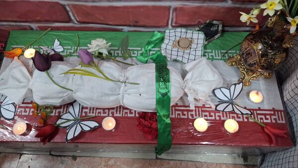 یادواره شهدای مدرسه حافظ یک همزمان با سالروز شهادت حاج قاسم سلیمانی