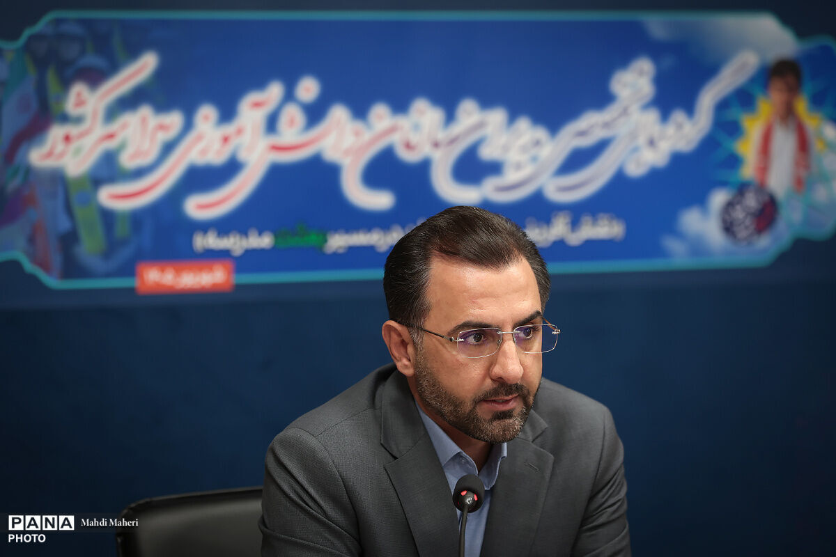 سازمان دانش‌آموزی باید برای نقش‌آفرینی دانش‌آموزان در مسیر «بعثت مدرسه» برنامه‌ریزی کند/ مدیران سازمان دانش‌آموزی پرچمداران جریان تربیتی کشور هستند