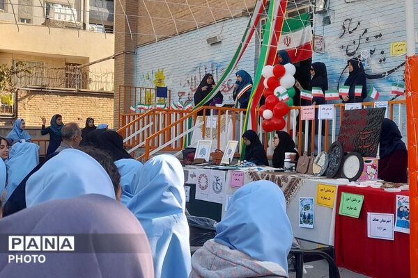 طرح «هر دانش‌آموز، یک مهارت» در دبیرستان عفاف 