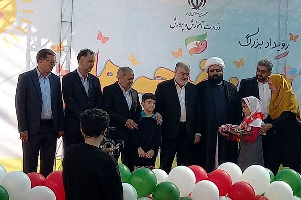 جشن غنچه ها،آغاز سفر پیش دبستانی های کوچک در مسیر علم و دانش