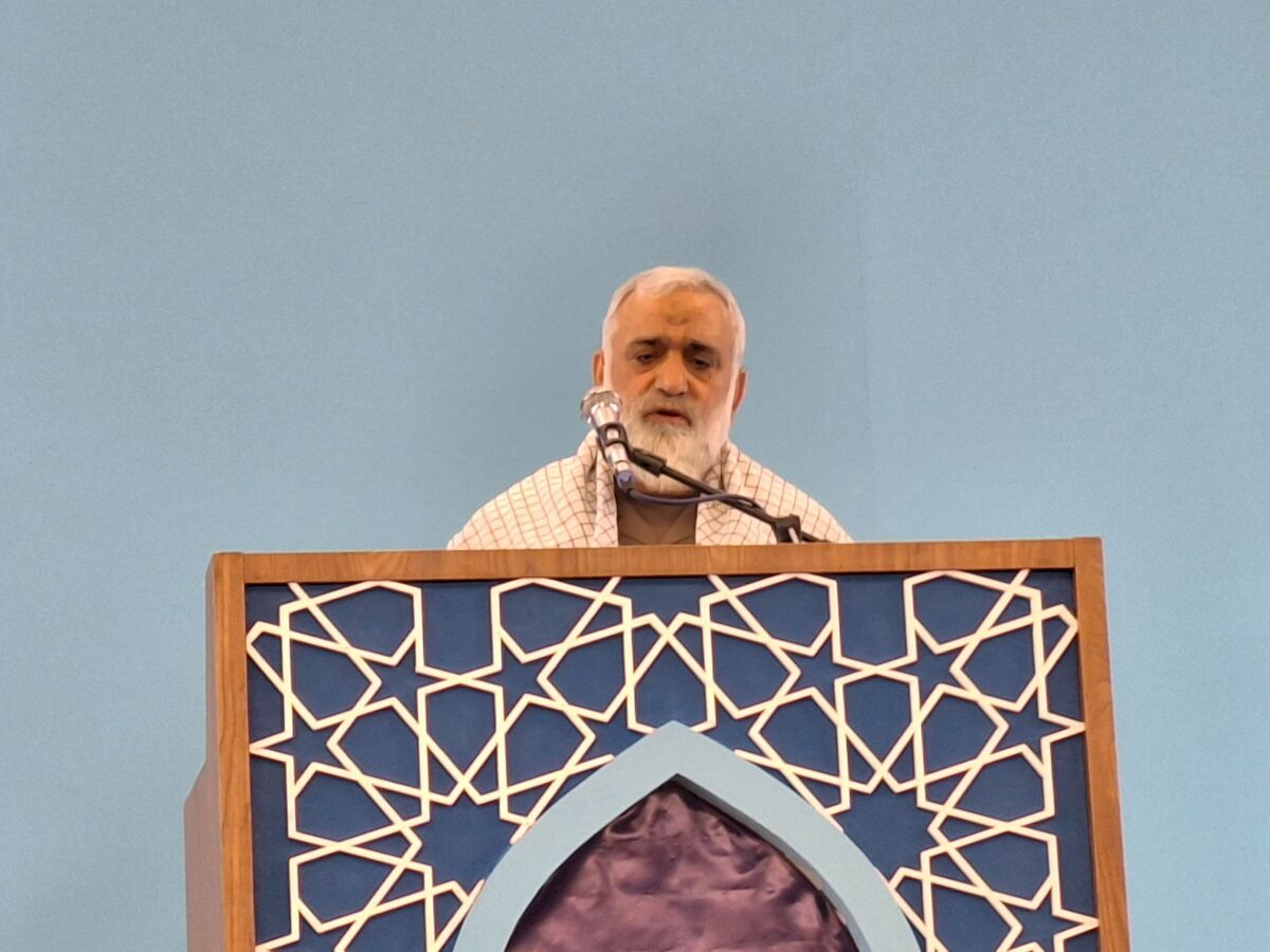 ملت‌ها باید بیدار شوند و در برابر ظلم و فساد ایستادگی کنند