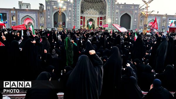مراسم تشییع پیکر مطهر رهبر معظم انقلاب در جوار ملکوتی حرم امام رضا (ع)