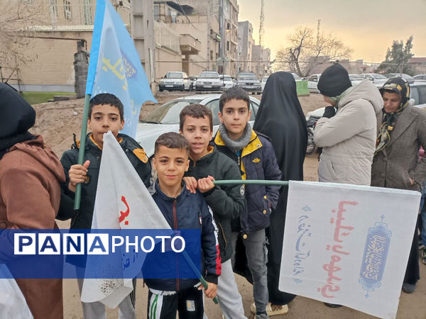 شادپیمایی مردم قم در جشن نیمه شعبان