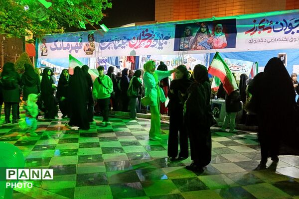 نمایشگاه هفته مشاغل هنرستان سعادت پردیس