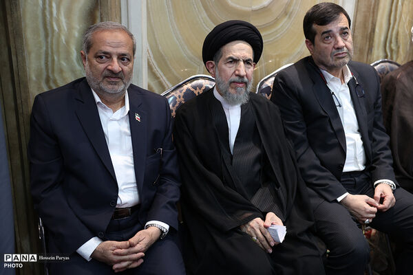 مراسم بزرگداشت «دولت مردان شهید»