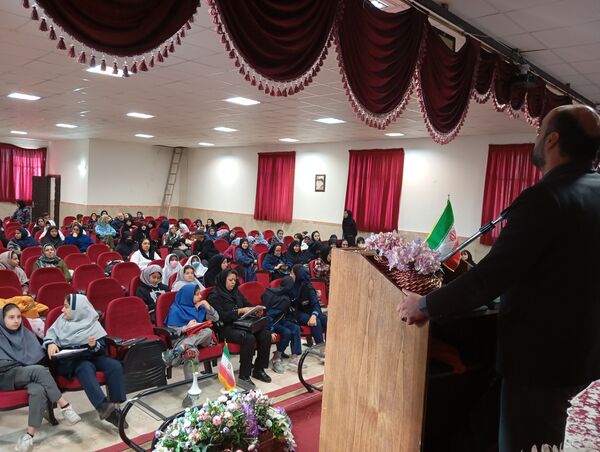 برگزاری جلسه آموزشی دانش‌آموز خبرنگاران پانا در منطقه پردیس