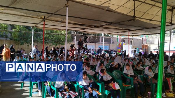 جشن شکوفه‌ها در استان اصفهان