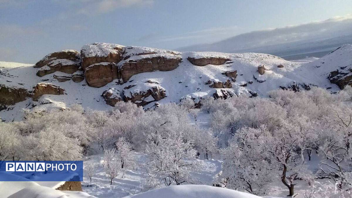بارش برف در روستای اصقول سربیشه